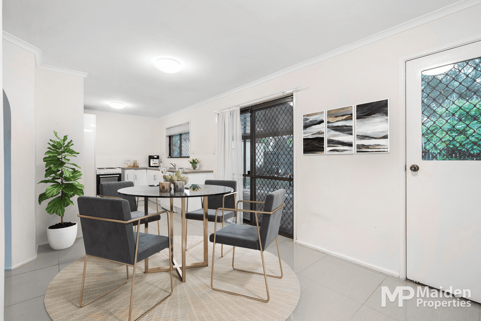 37 Erin Drive, BROWNS PLAINS, QLD 4118