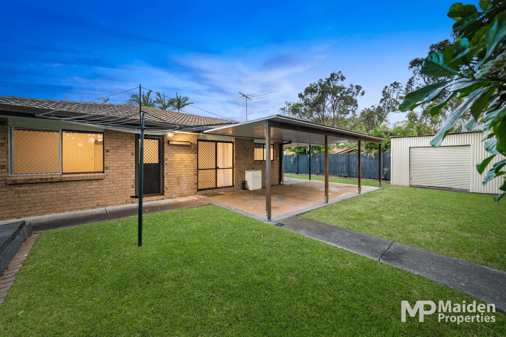 37 Erin Drive, BROWNS PLAINS, QLD 4118