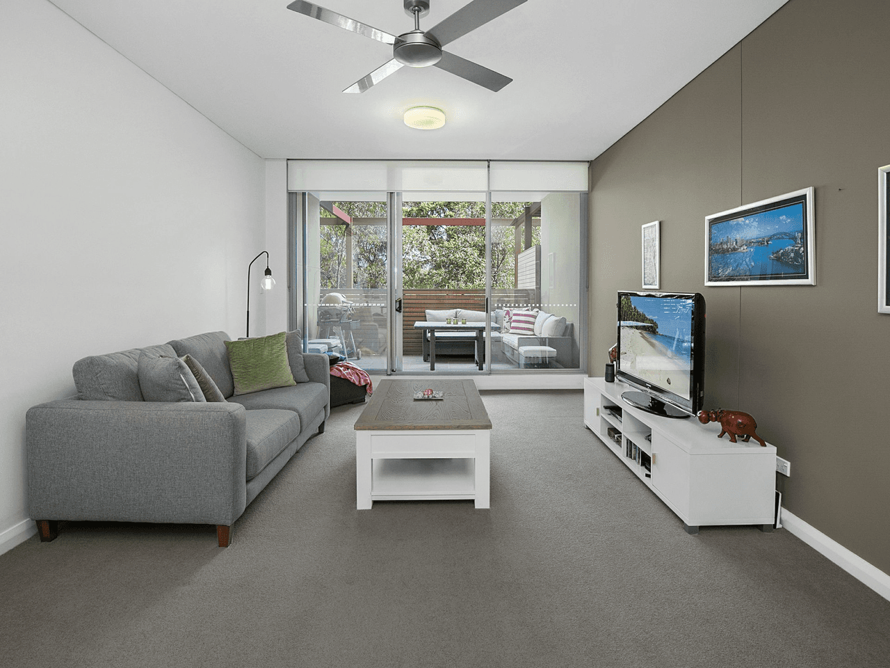 202/8 Duntroon Avenue, ST LEONARDS, NSW 2065