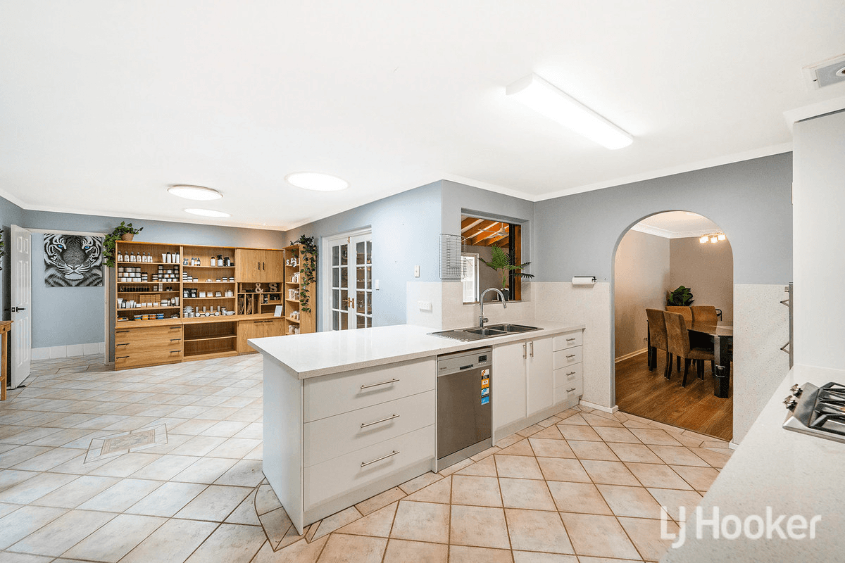 20 Peel Parade, COODANUP, WA 6210