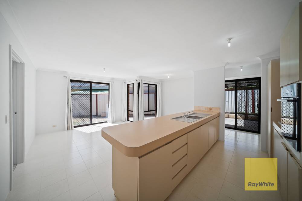 10 Creek Edge, SWAN VIEW, WA 6056