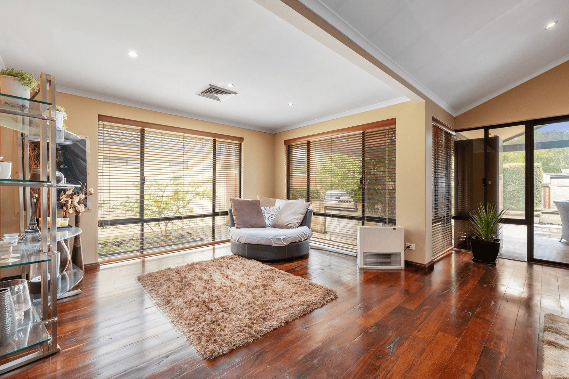 7 Longshaw Circuit, Canning Vale, WA 6155