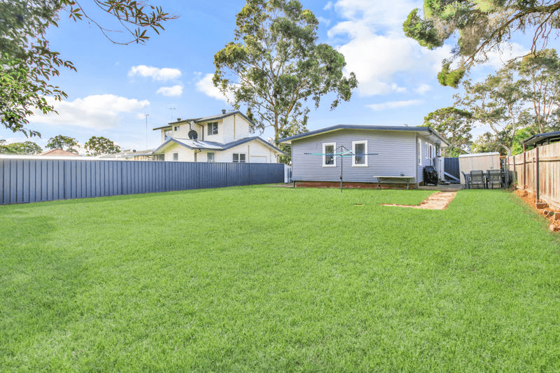 14 Manila Road, LETHBRIDGE PARK, NSW 2770