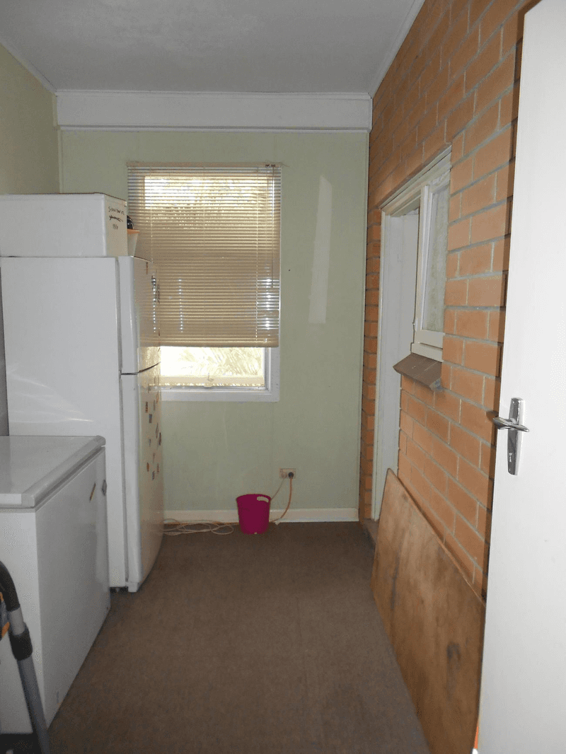 24 Albert Pde, BORDERTOWN, SA 5268