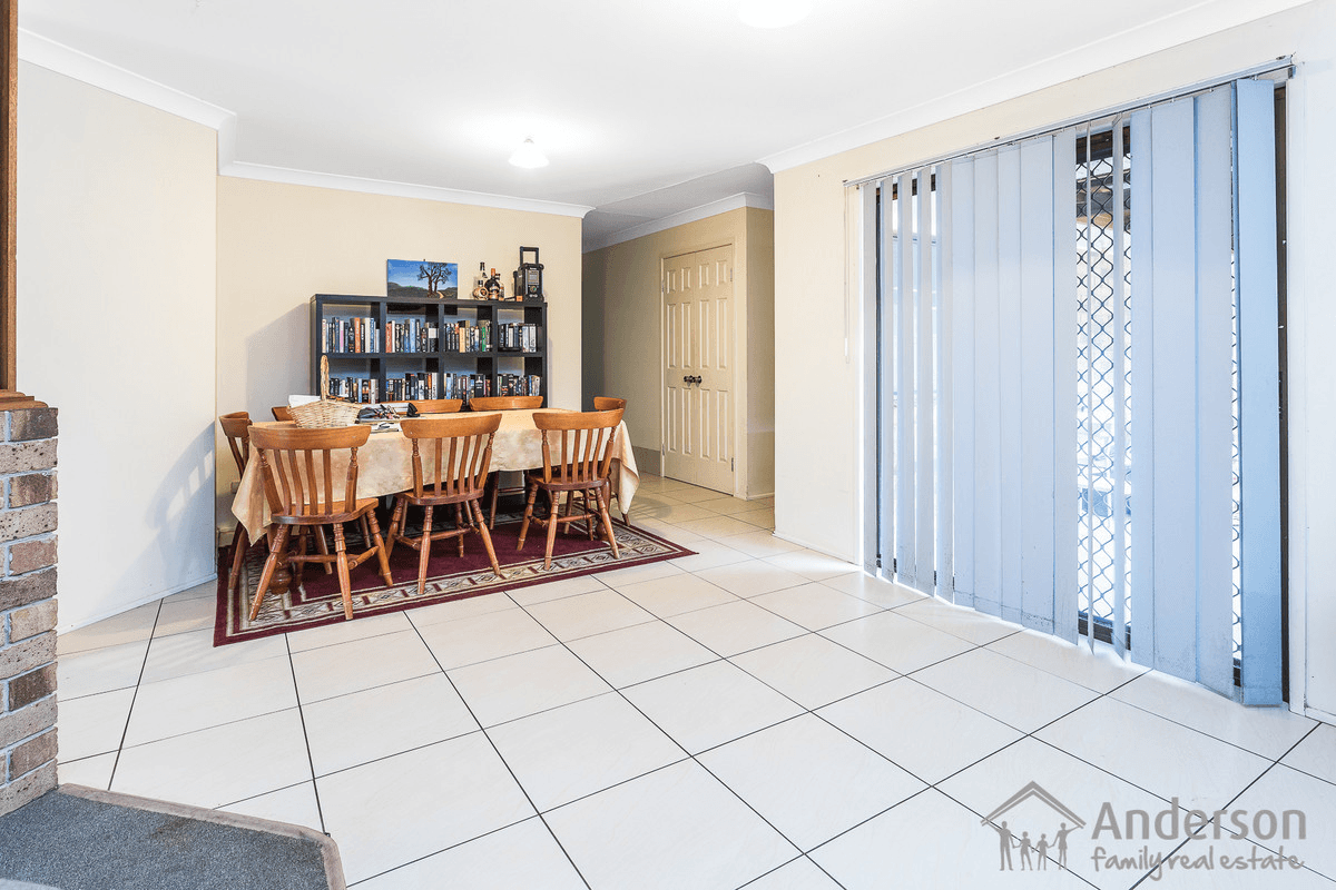 6 Winslow Court, Hillcrest, QLD 4118