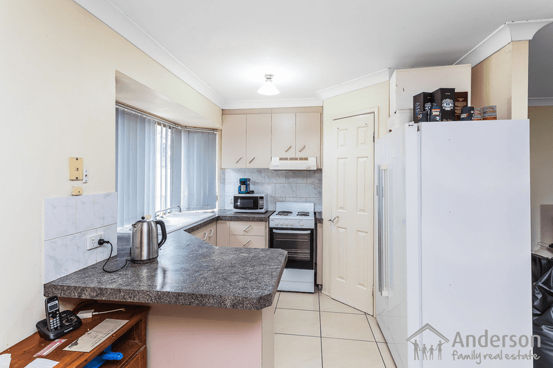 6 Winslow Court, Hillcrest, QLD 4118