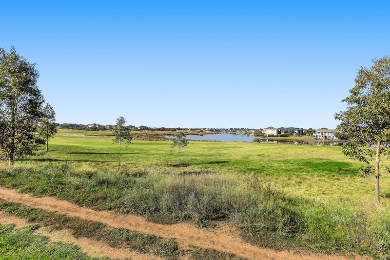 54 Greg Norman Dr, Sanctuary Lakes, VIC 3030