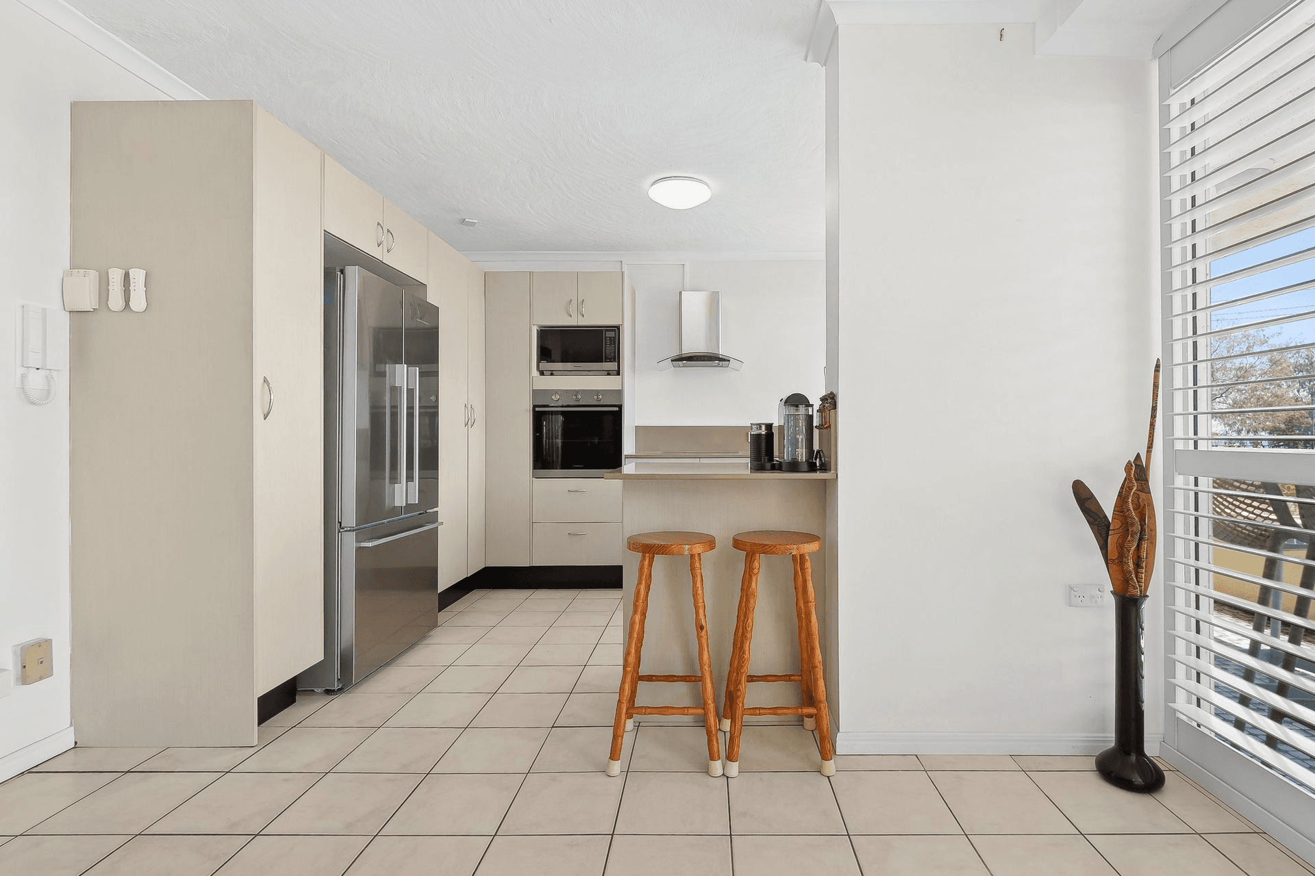 1/90 Marine Parade, Miami, QLD 4220