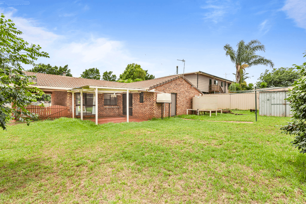 55 Wyalla Street, NEWTOWN, QLD 4350