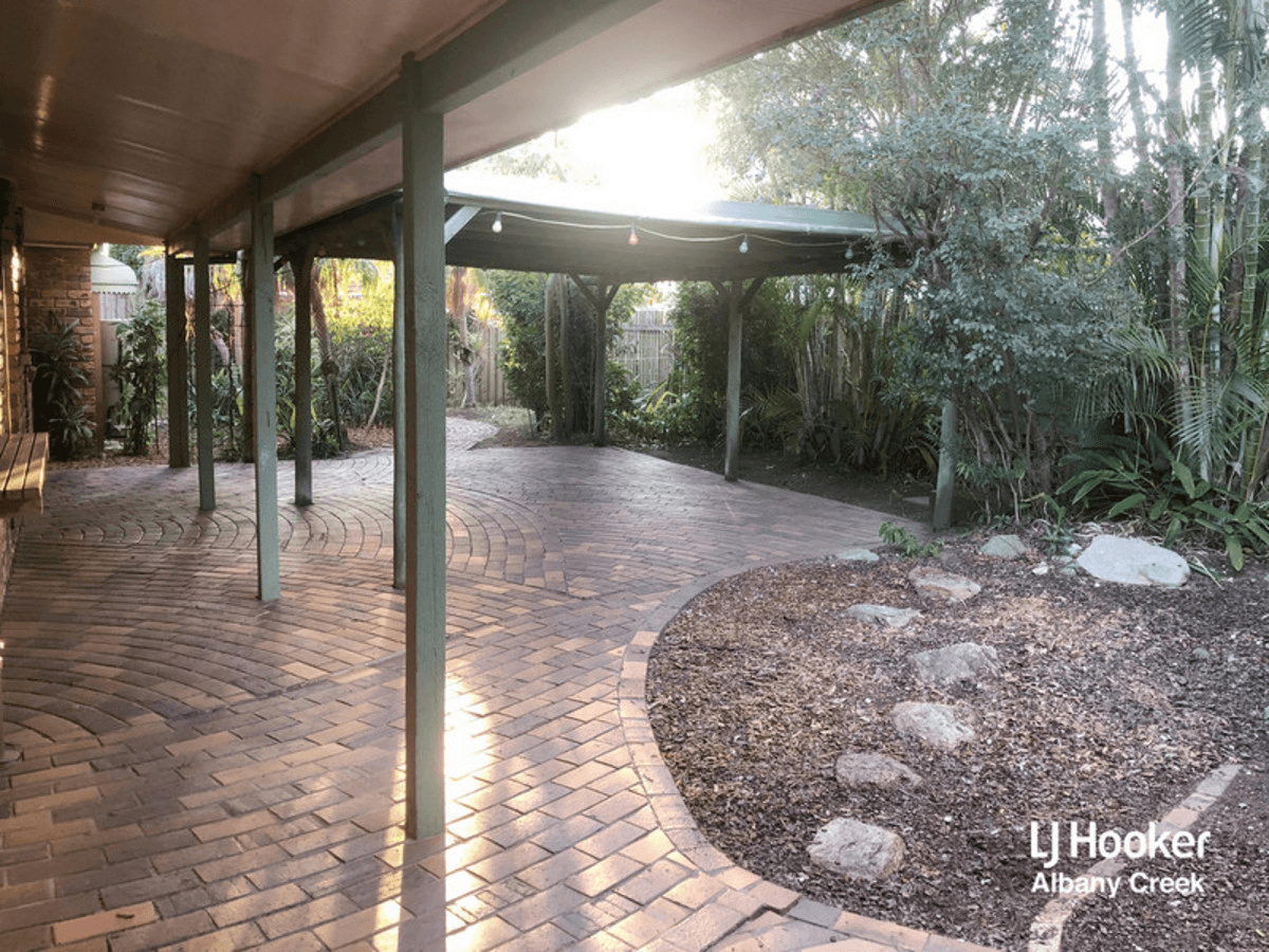 4 Oedipus Court, Eatons Hill, QLD 4037