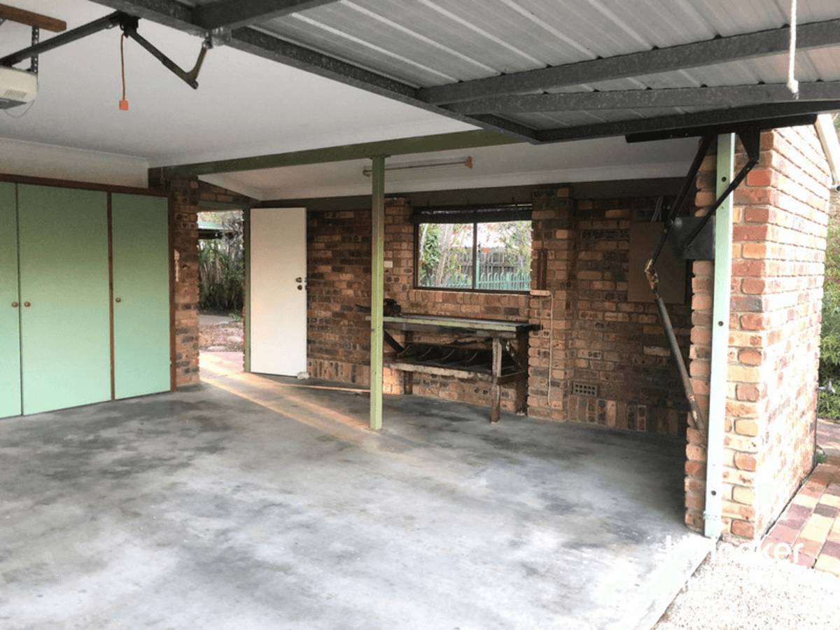 4 Oedipus Court, Eatons Hill, QLD 4037