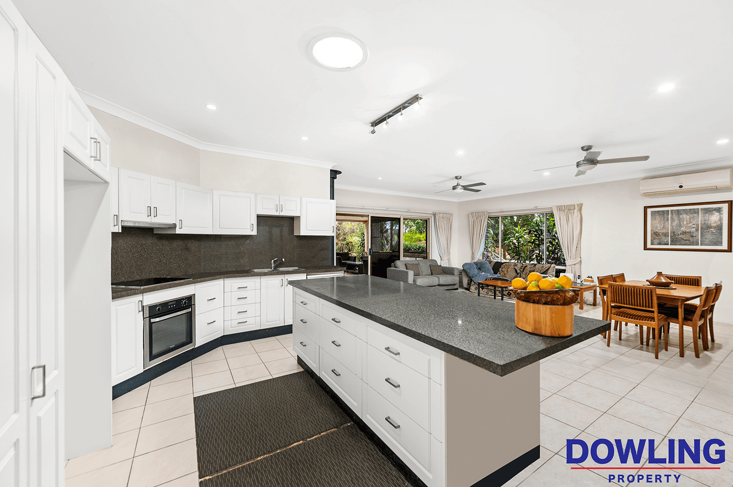 11 Federation Dr, MEDOWIE, NSW 2318