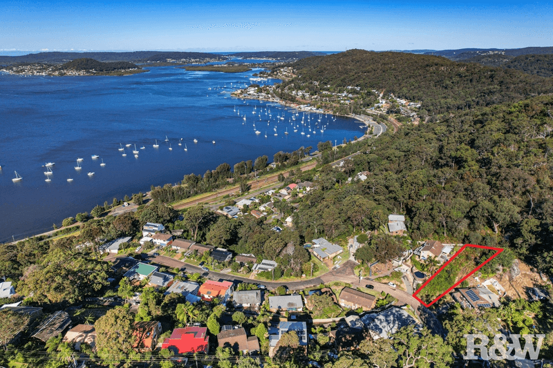 32 Indra Road, Tascott, NSW 2250