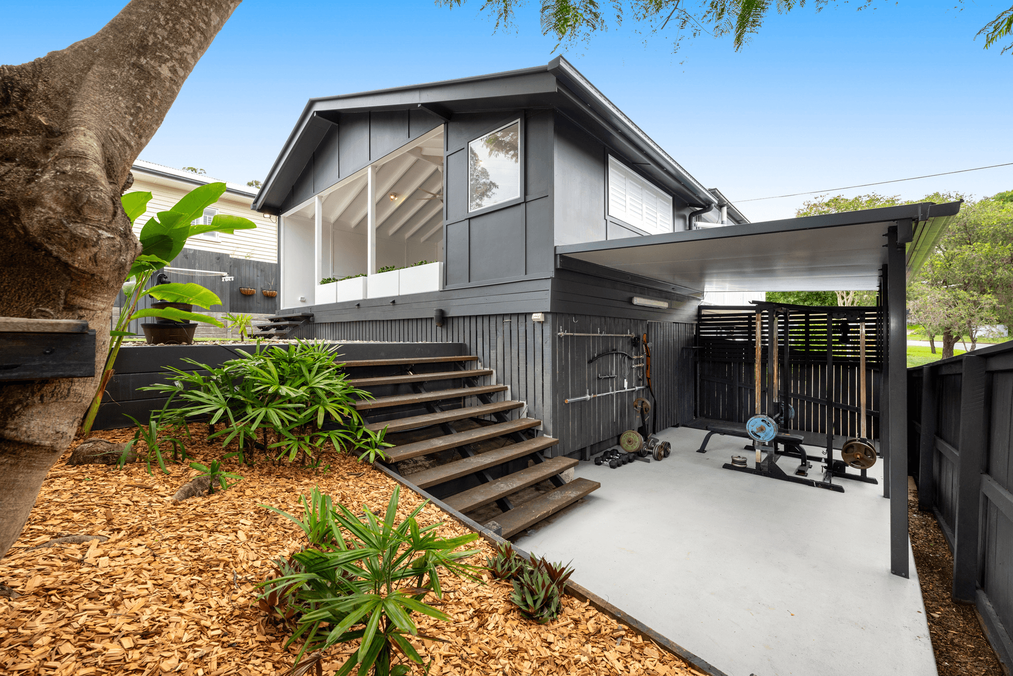 2 Dempster Street, TOOWONG, QLD 4066