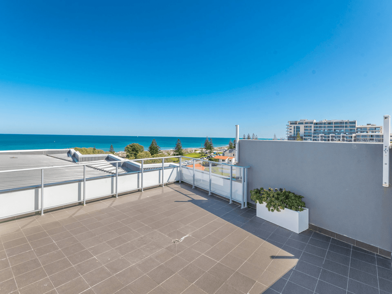 7/285 West Coast Highway, SCARBOROUGH, WA 6019