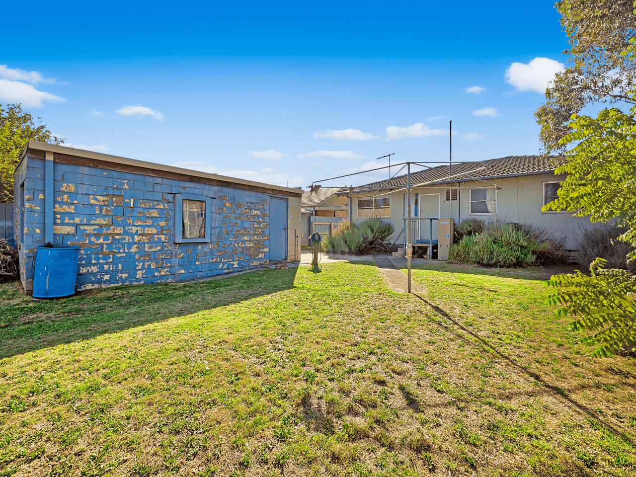 42 Scarlet Drive, DOVETON, VIC 3177