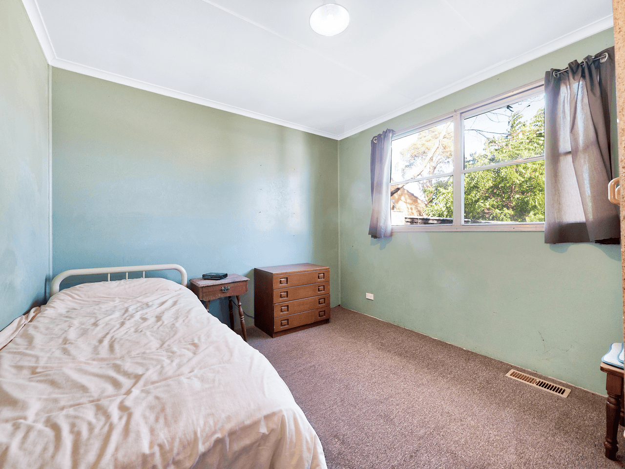 42 Scarlet Drive, DOVETON, VIC 3177