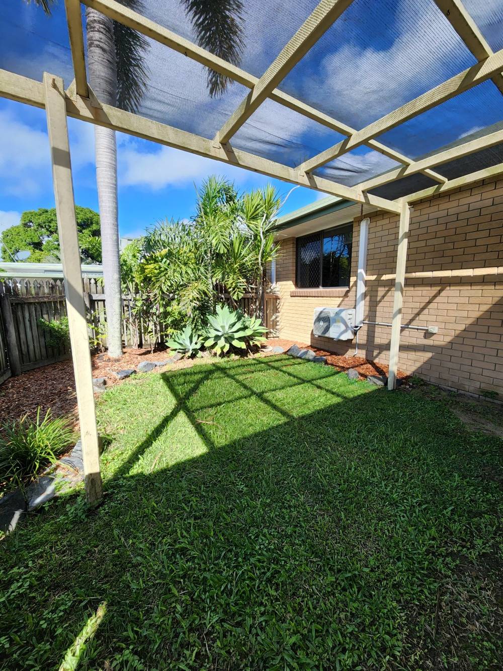 2/67 Shakespeare Street, EAST MACKAY, QLD 4740