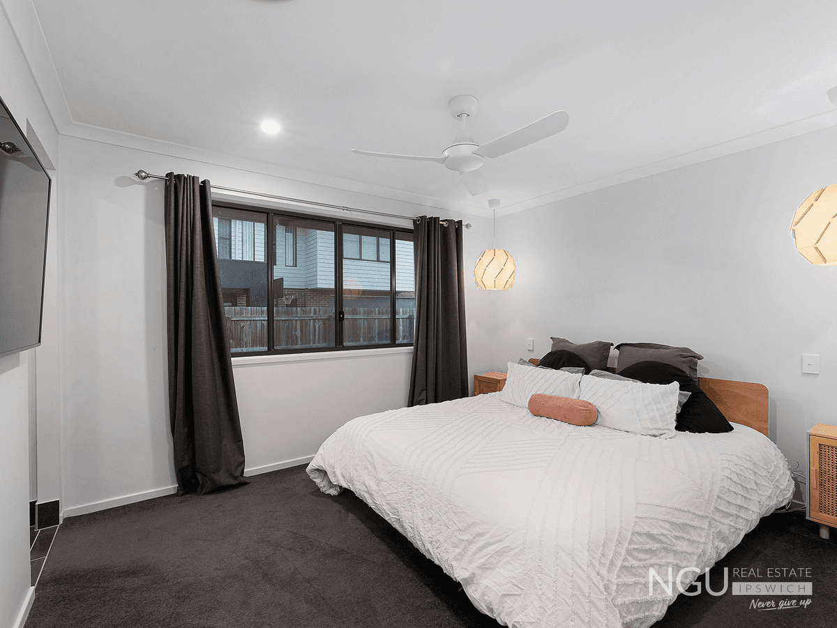 6 Goodland Place, Augustine Heights, QLD 4300