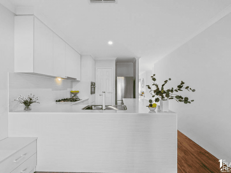 Unit 12/1 Waterside Dr, DUDLEY PARK, WA 6210