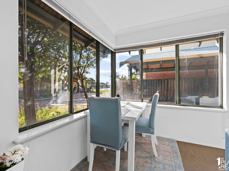 Unit 12/1 Waterside Dr, DUDLEY PARK, WA 6210
