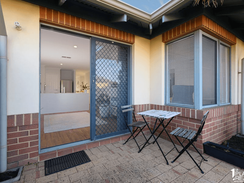 Unit 12/1 Waterside Dr, DUDLEY PARK, WA 6210