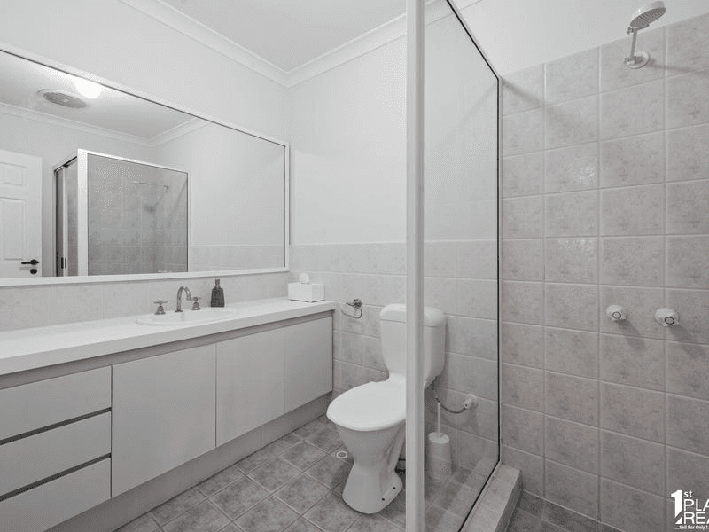 Unit 12/1 Waterside Dr, DUDLEY PARK, WA 6210