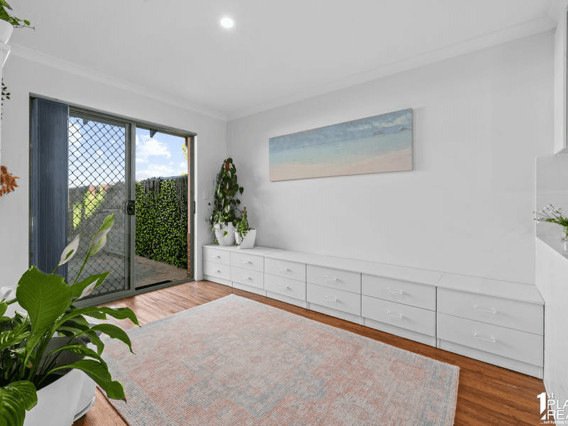 Unit 12/1 Waterside Dr, DUDLEY PARK, WA 6210
