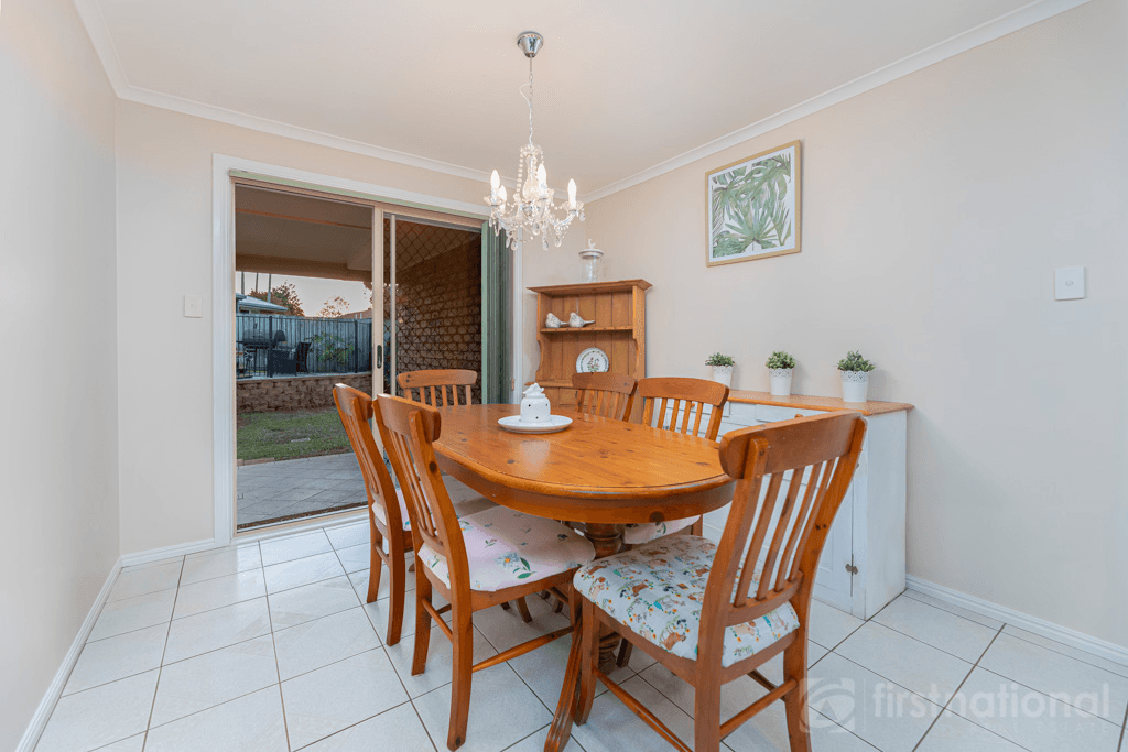 7 Tudor Court, BEERWAH, QLD 4519