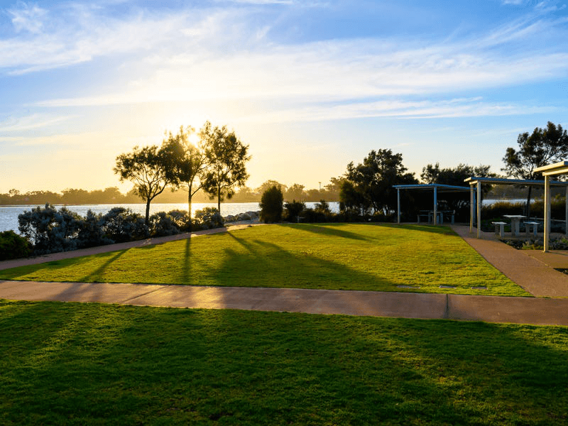 28 Encourage Loop, DUDLEY PARK, WA 6210
