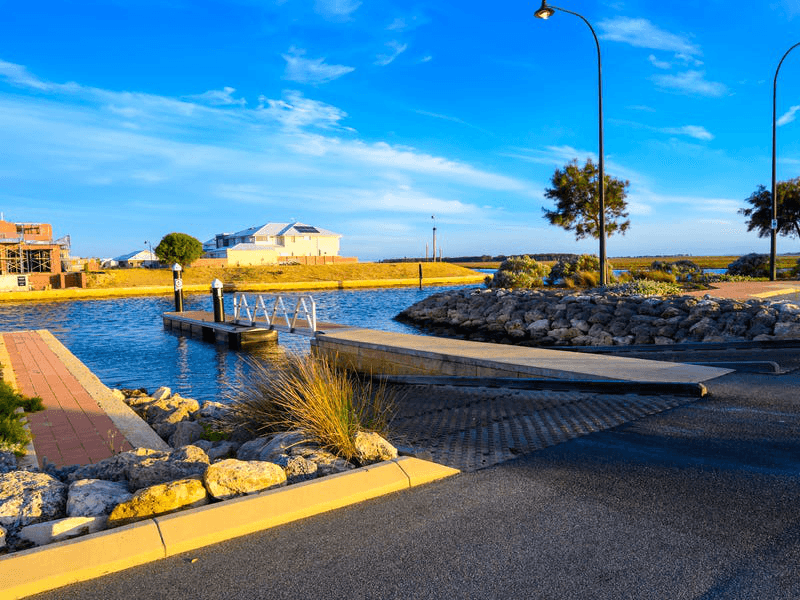 28 Encourage Loop, DUDLEY PARK, WA 6210