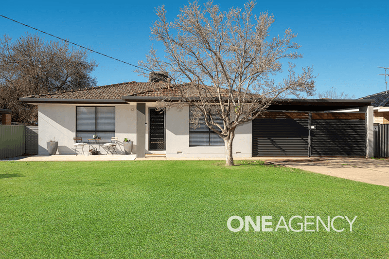 3 MAIN STREET, LAKE ALBERT, NSW 2650