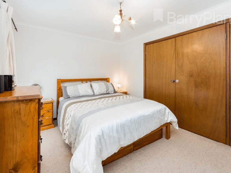 1/4 Selby Avenue, Noble Park, VIC 3174