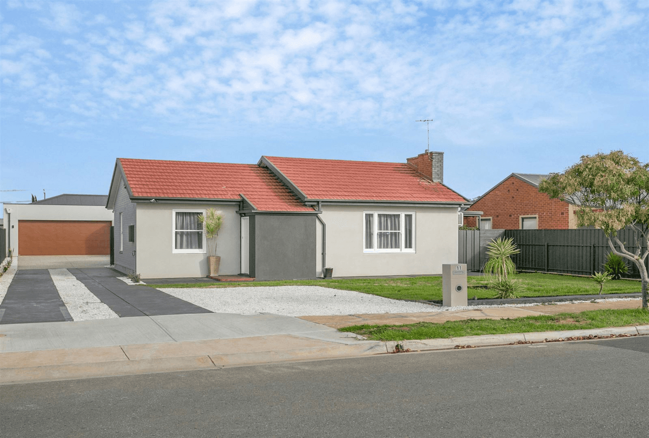 11 Fife Street, Woodville South, SA 5011