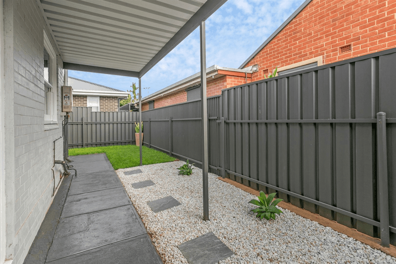 11 Fife Street, Woodville South, SA 5011