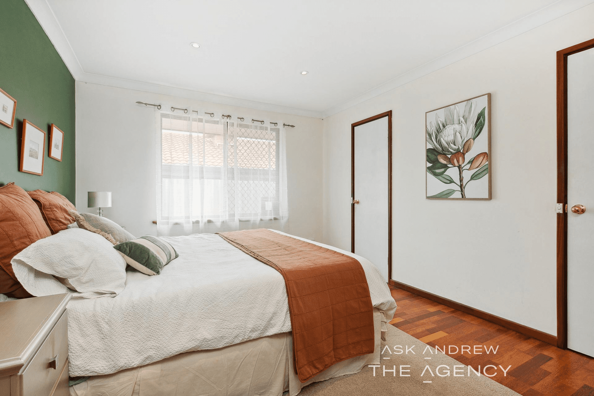 10 Hatfield Way, Booragoon, WA 6154