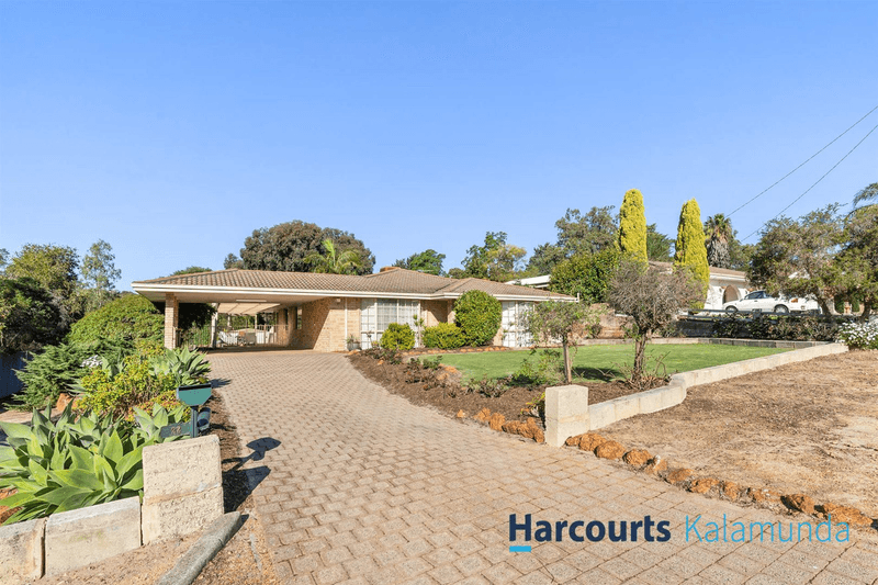 22 Lourdes Street, Lesmurdie, WA 6076