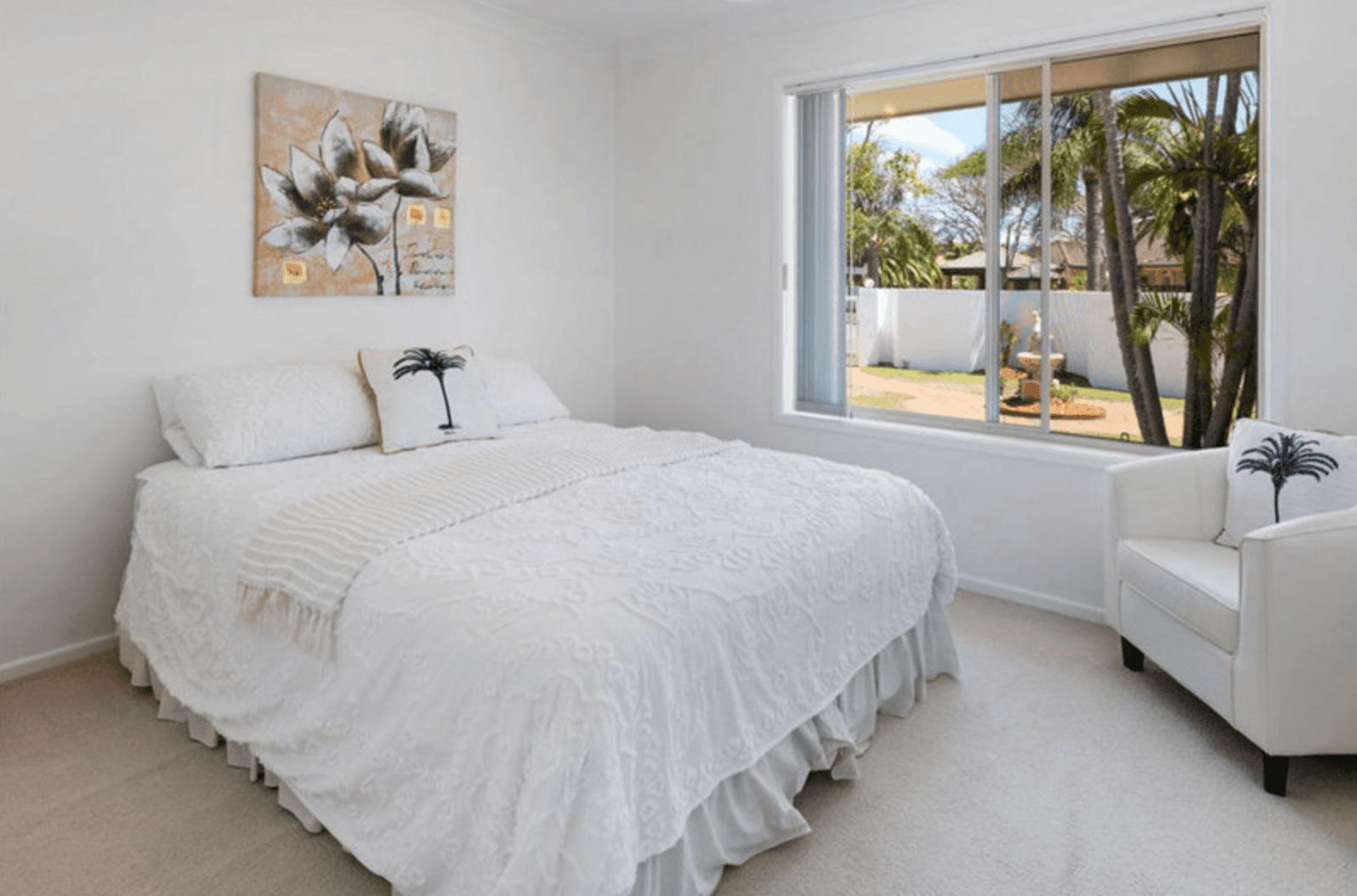 2 Smugglers Place, RUNAWAY BAY, QLD 4216