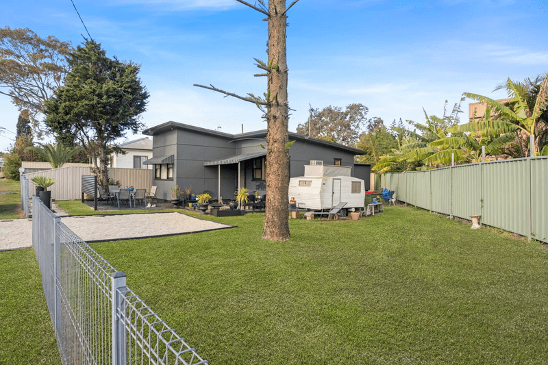 26 Gosford Avenue, THE ENTRANCE, NSW 2261