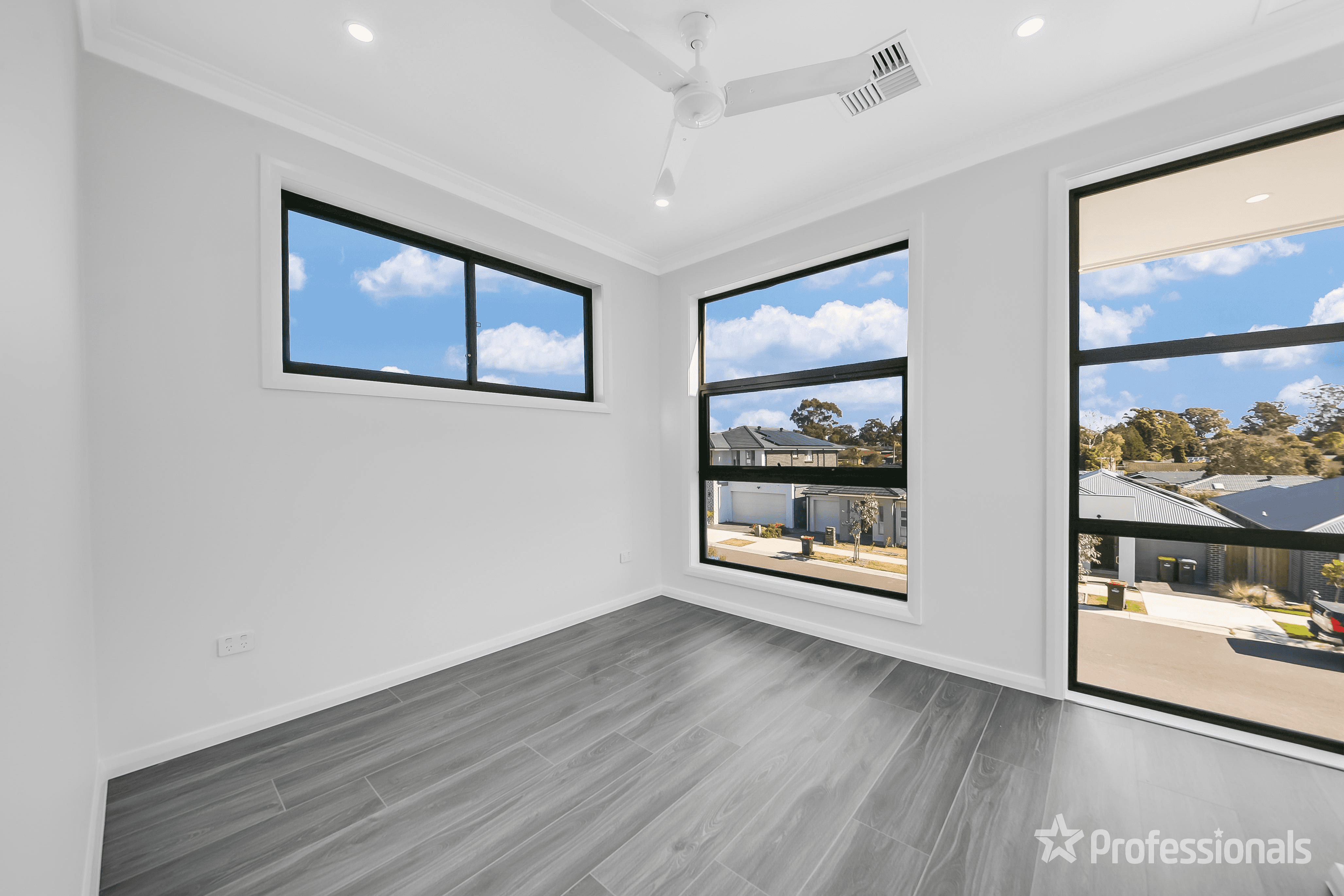 19 Dunstan Dr, BRADBURY, NSW 2560