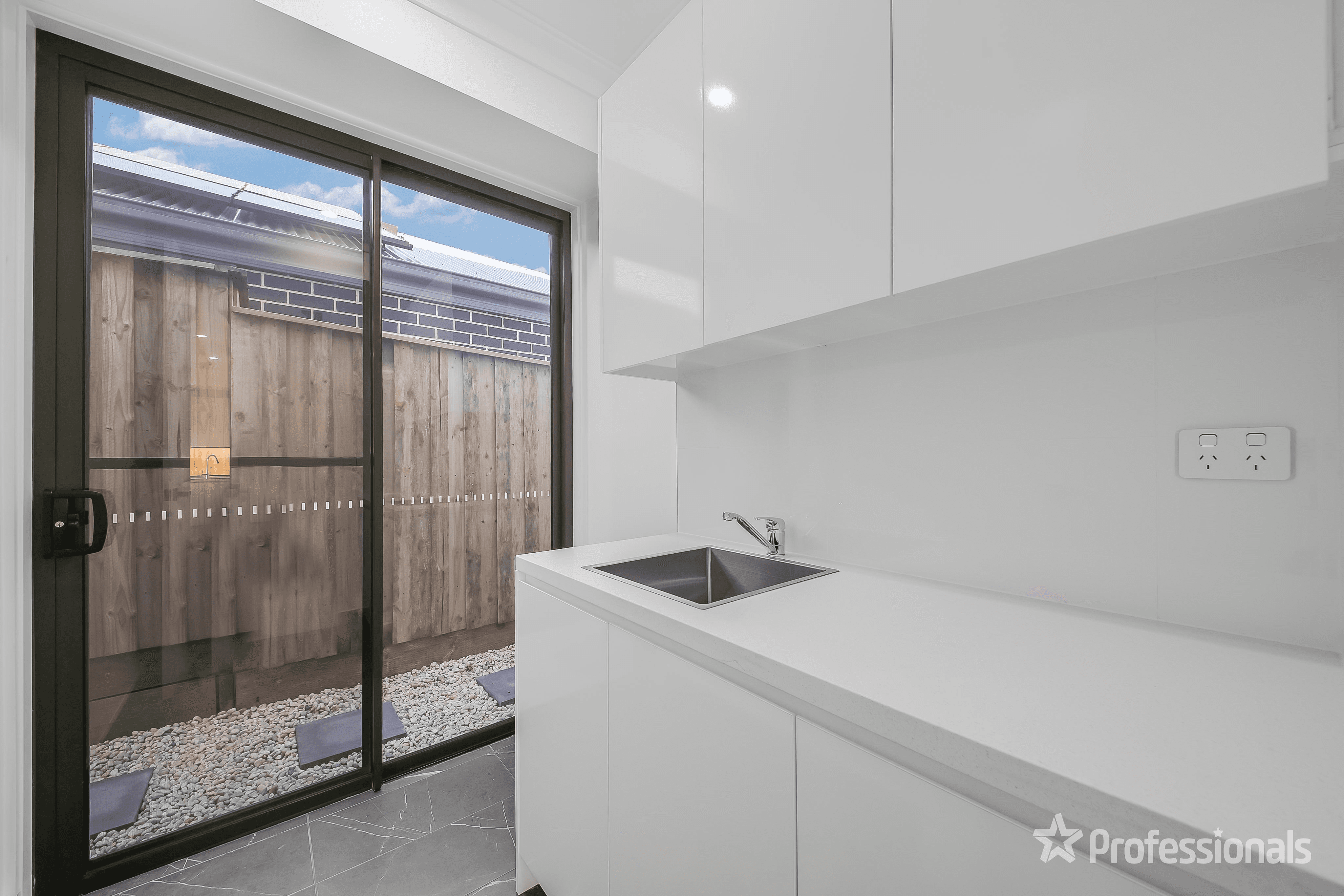 19 Dunstan Dr, BRADBURY, NSW 2560