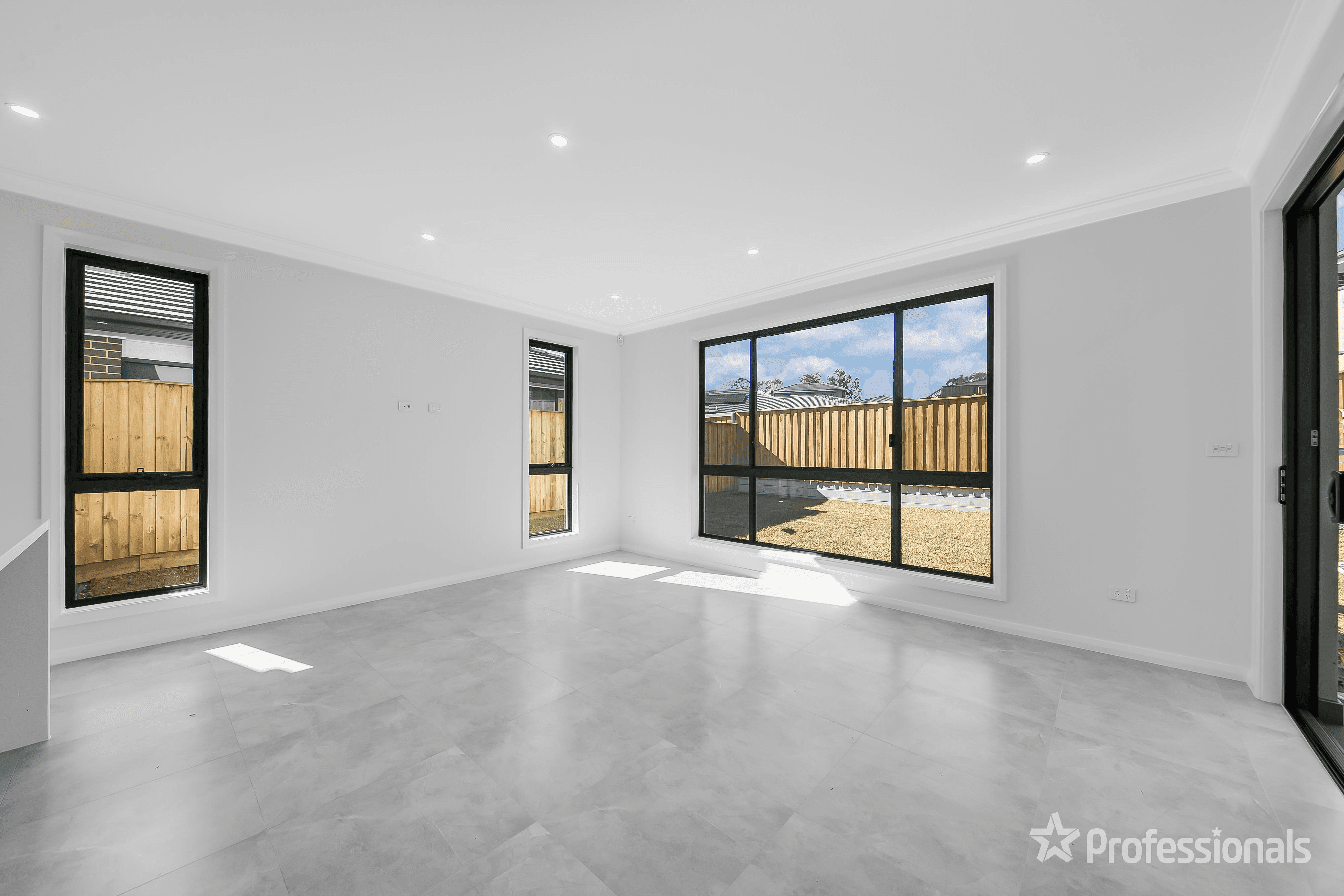 19 Dunstan Dr, BRADBURY, NSW 2560