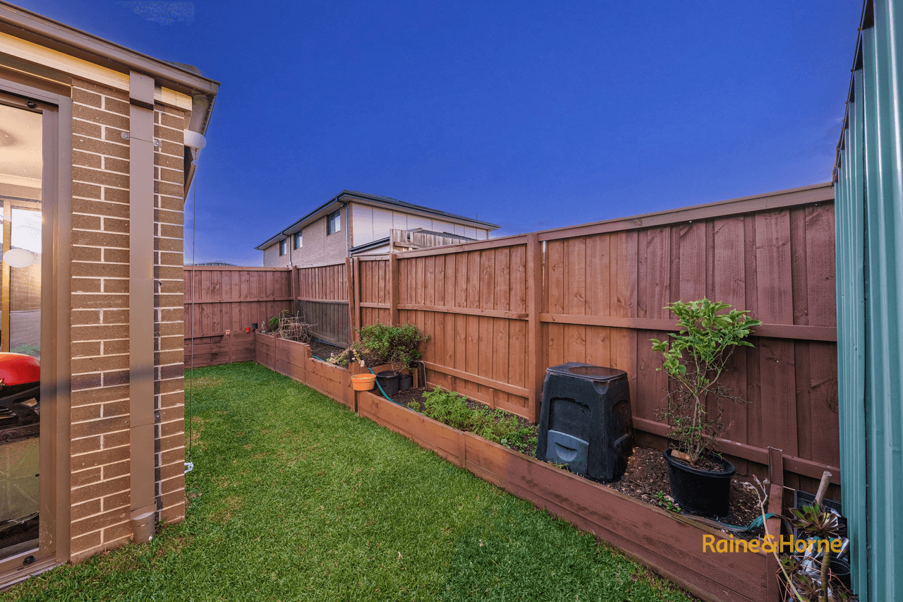 80 Cochin Drive, CLYDE NORTH, VIC 3978