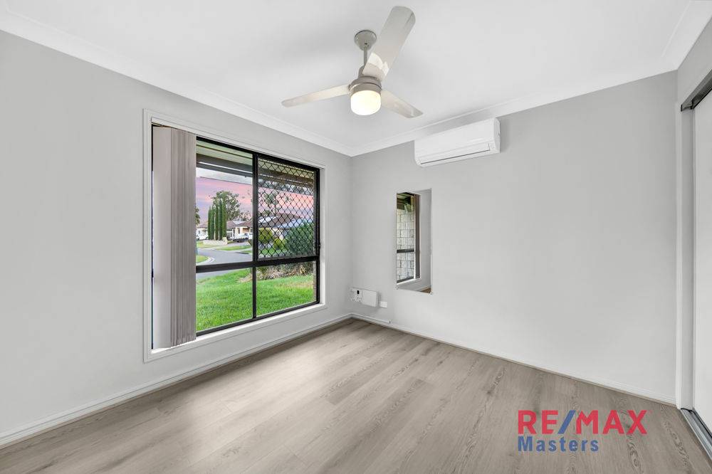 33 Aster Place, CALAMVALE, QLD 4116