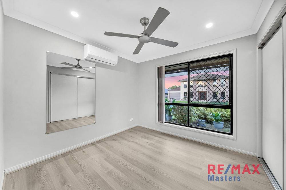 33 Aster Place, CALAMVALE, QLD 4116