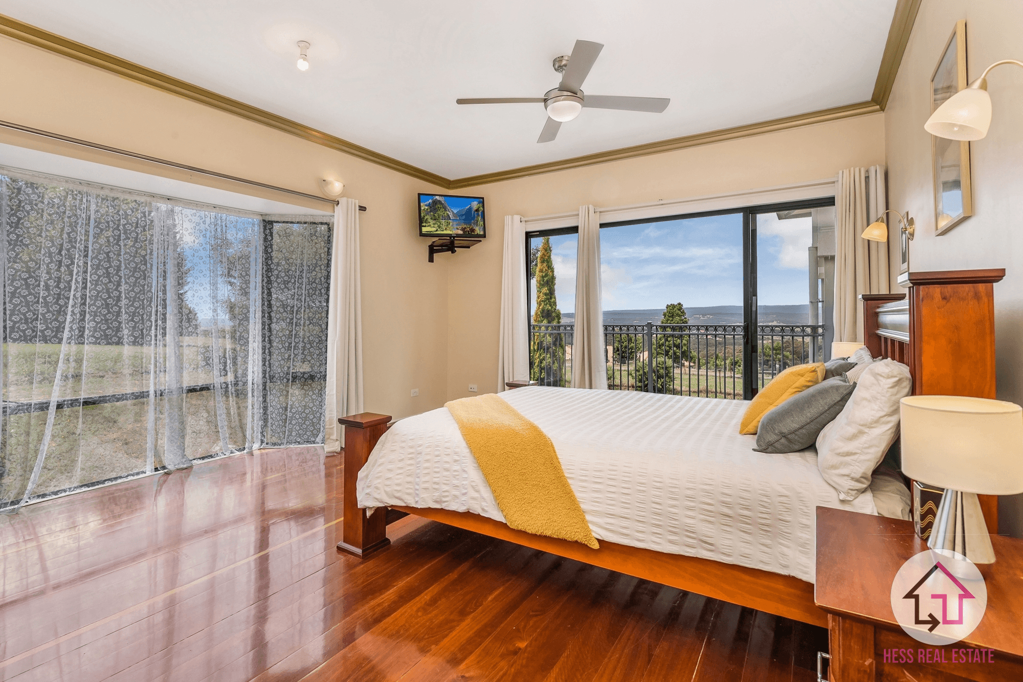 9 Ironbark Court, HIDDEN VALLEY, VIC 3756