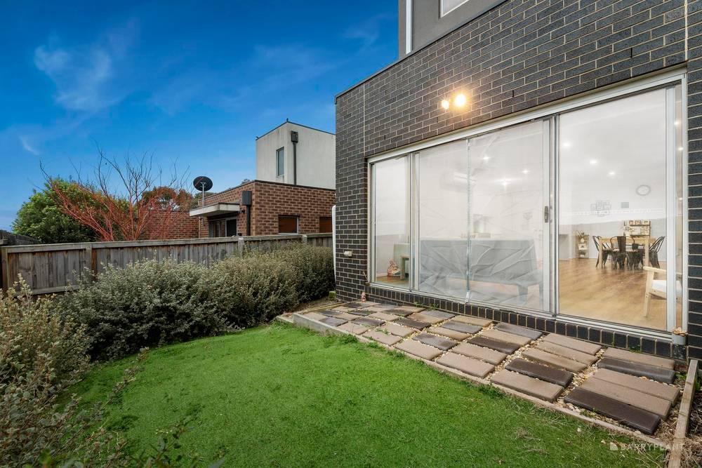 39 & 41 Morello Circle, DONCASTER EAST, VIC 3109