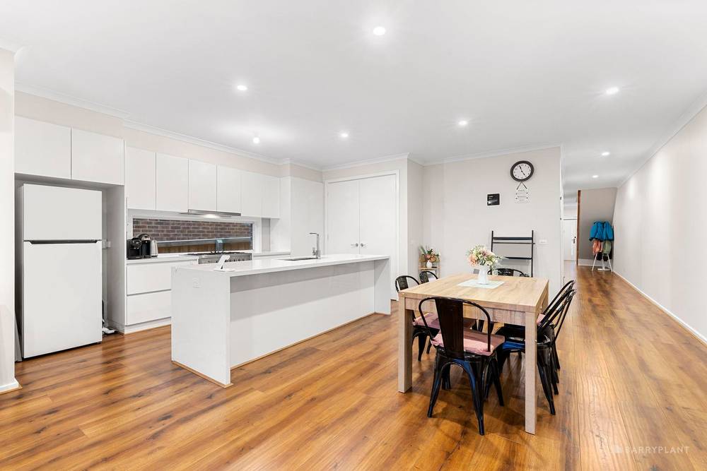 39 & 41 Morello Circle, DONCASTER EAST, VIC 3109