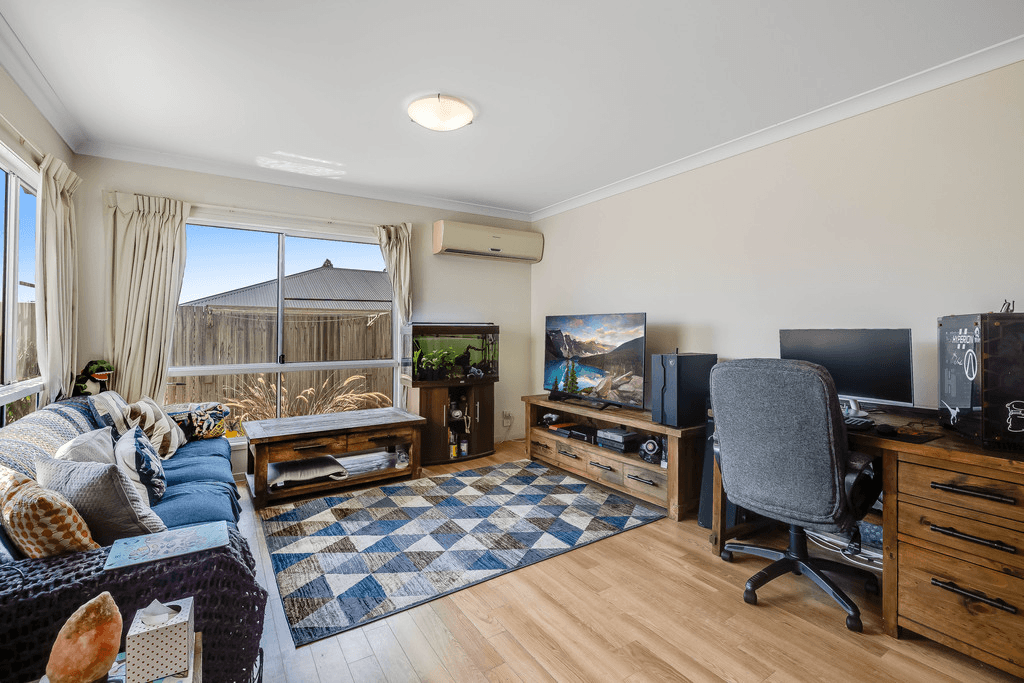 Unit 3/46 Gordon Avenue, NEWTOWN, QLD 4350