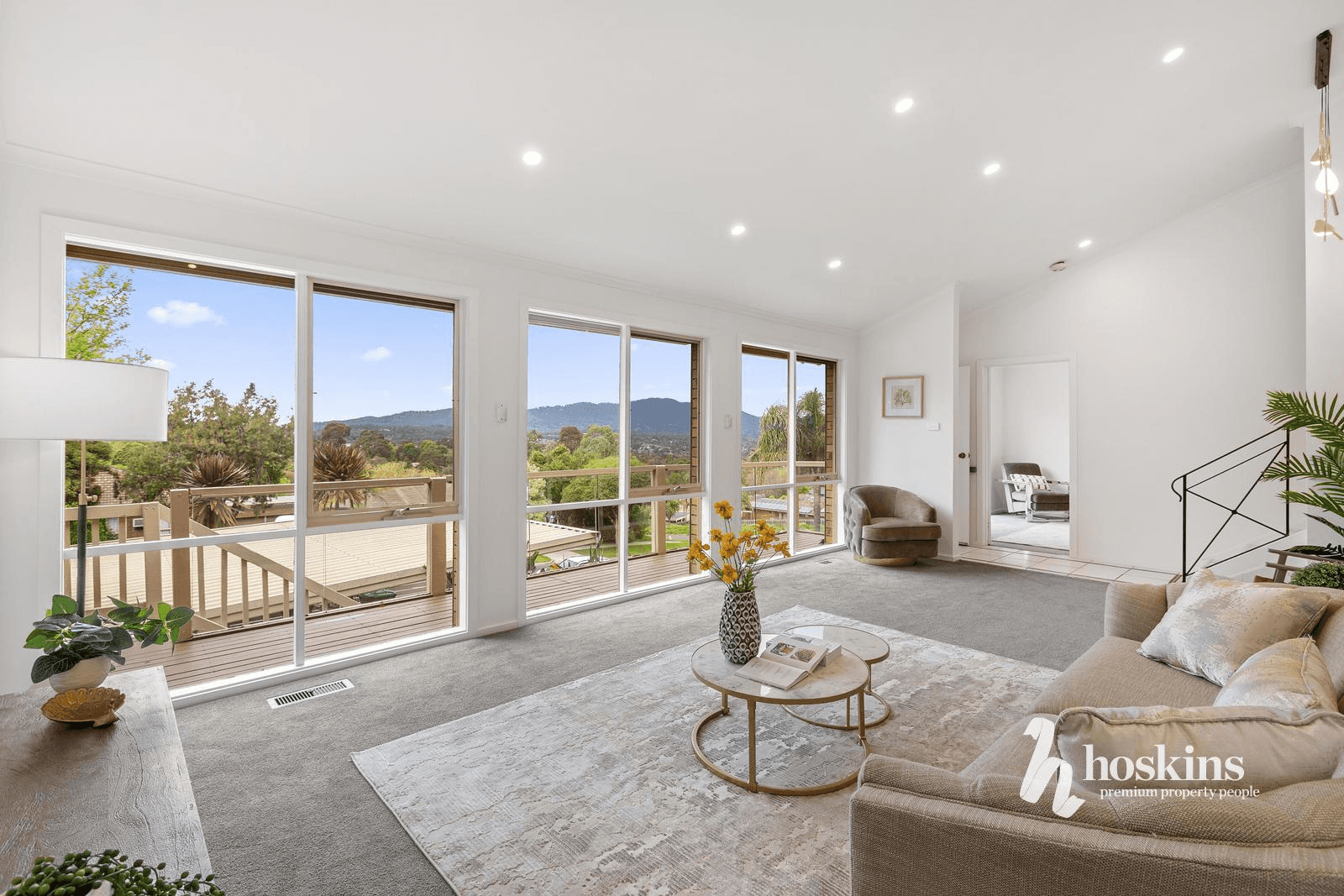 25 Landscape Drive, Mooroolbark, VIC 3138